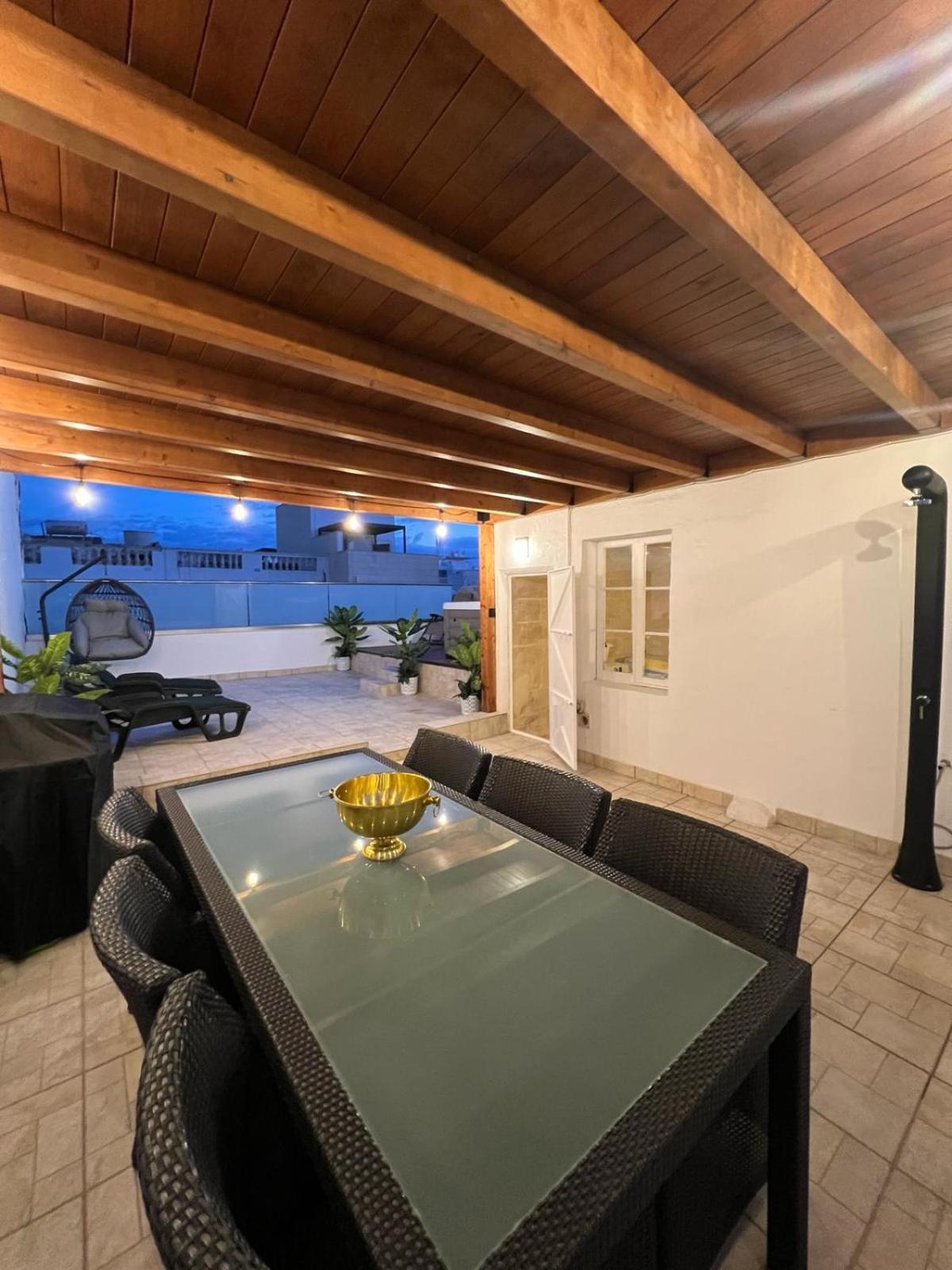 Sliema Luxury House Villa Exterior photo